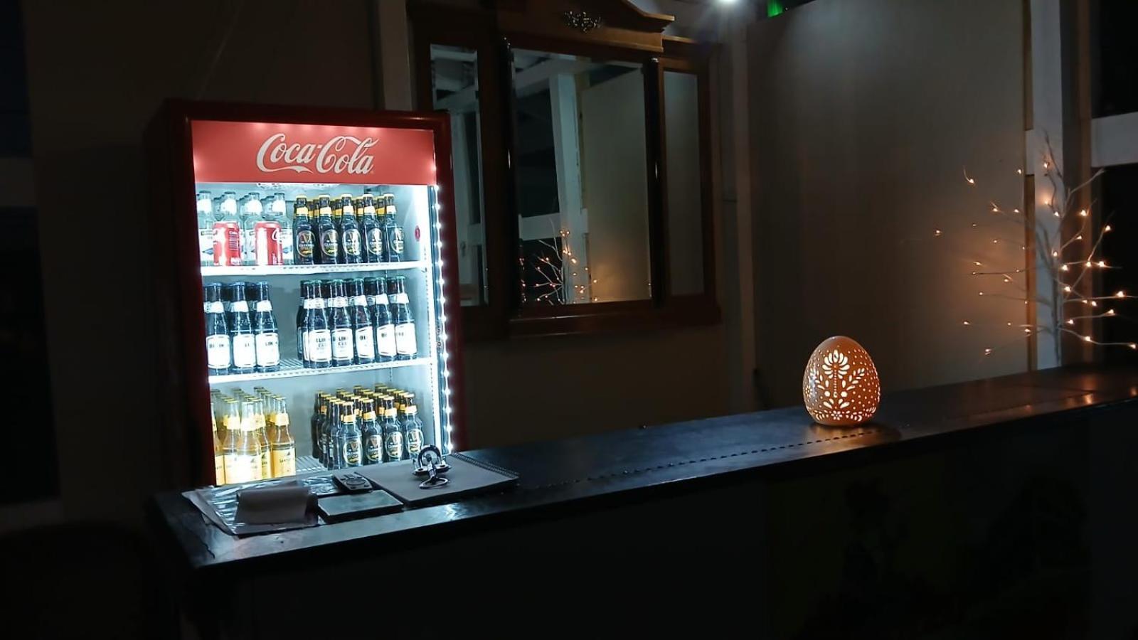 Bamboleo Inn Ladyville Dış mekan fotoğraf
